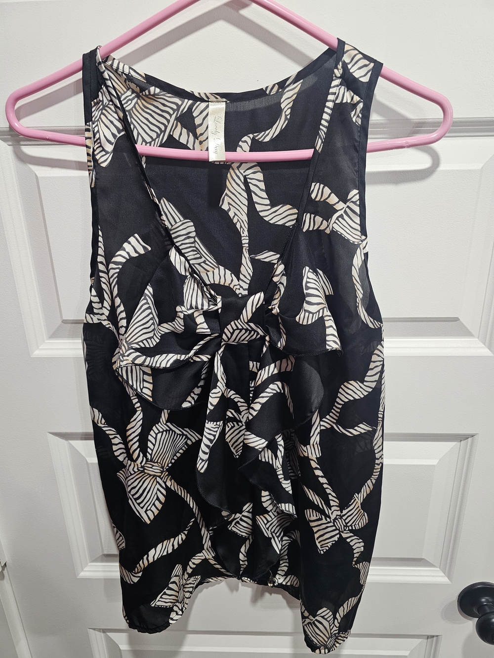 Lovely Day Black Sleeveless Top with Cream Ribbon Print
